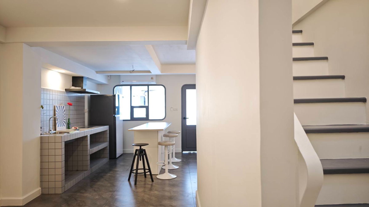 picture Pet Friendly, Fully Furnished, Renovated Home, Ladprao - 6/27