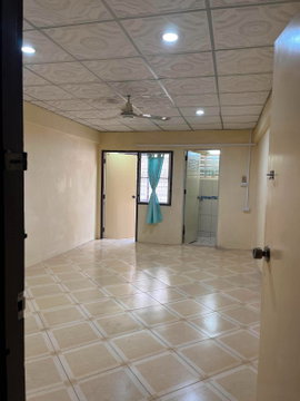 Rent condo 2800 baht per month near phahonyotin 59 BTS station