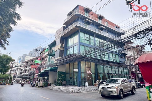 ขายอาคารพาณิชย์ 5 ชั้น พร้อมคาเฟ่ - โฮสเทล ซอยรัชดาภิเษก 3 รีโนเวทใหม่