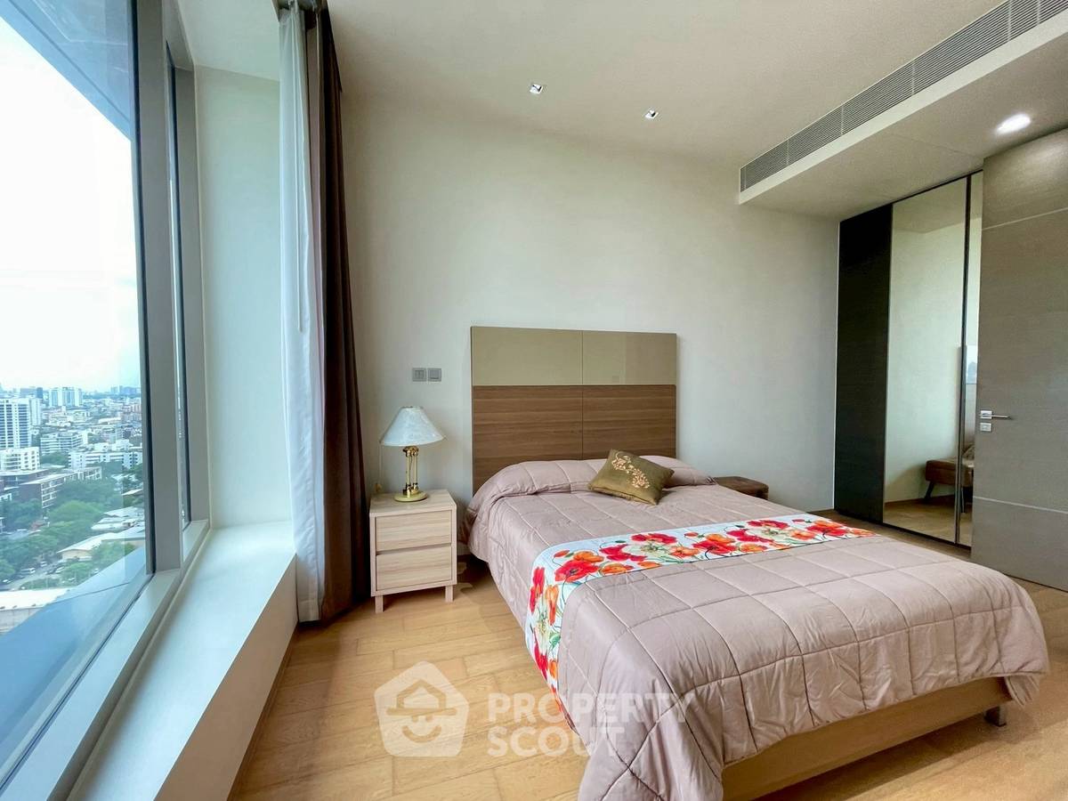 picture 2-BR Condo at Saladaeng One near MRT Si Lom (ID 2926645) - 11/18