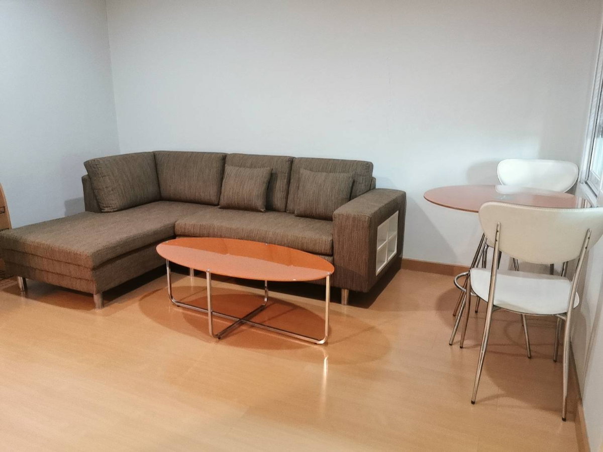 picture Urgent for rent: Life at Sukhumvit 65 - 2/14