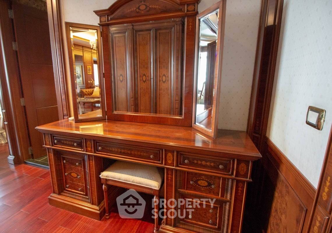 รูป คอนโด 3-ห้องนอน ที่ เลอ รัฟฟิเน่ สุขุมวิท 31 ใกล้ BTS พร้อมพงษ์ (ID 2874062) - รูปที่ 21/50