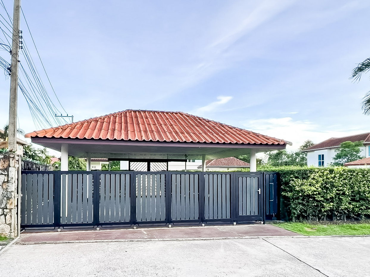 รูป Pool Villa for Sale Mabprachan Pattaya Large Private Estate - รูปที่ 13/14