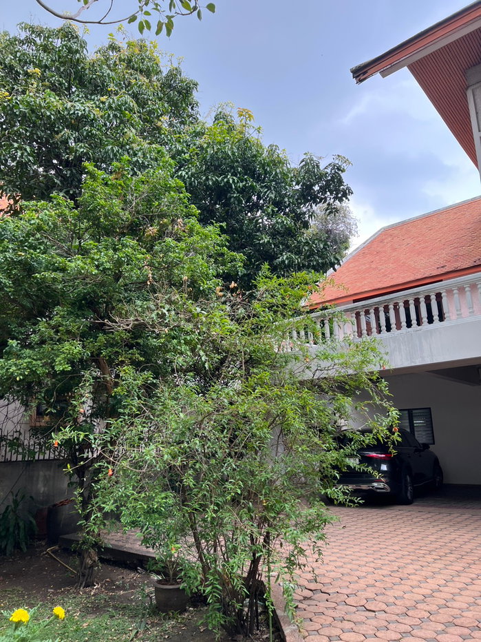 รูป ขายที่ดินพร้อมบ้านเดี่ยว2ชั้น พื้นที่ 200 ตร.ว. ซ.ลาดพร้าว43 แขวงสามเสนนอก เขตห้วยขวาง กทม (ใกล้ BTSสถานีภาวนา) - รูปที่ 4/10
