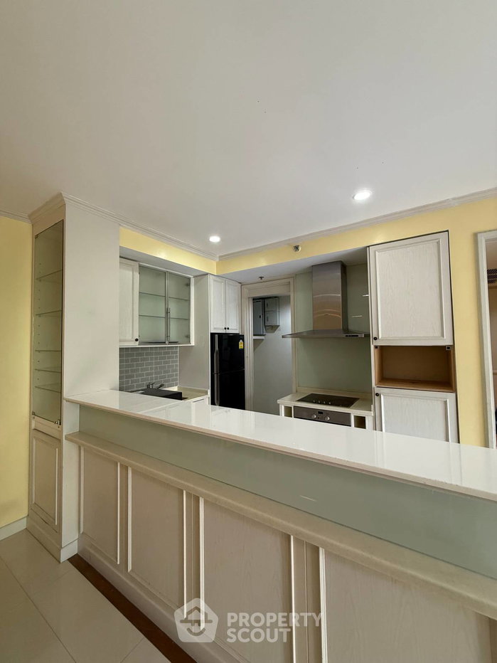picture 2-BR Condo at The Legend Saladaeng near MRT Si Lom (ID 679070) - 3/12