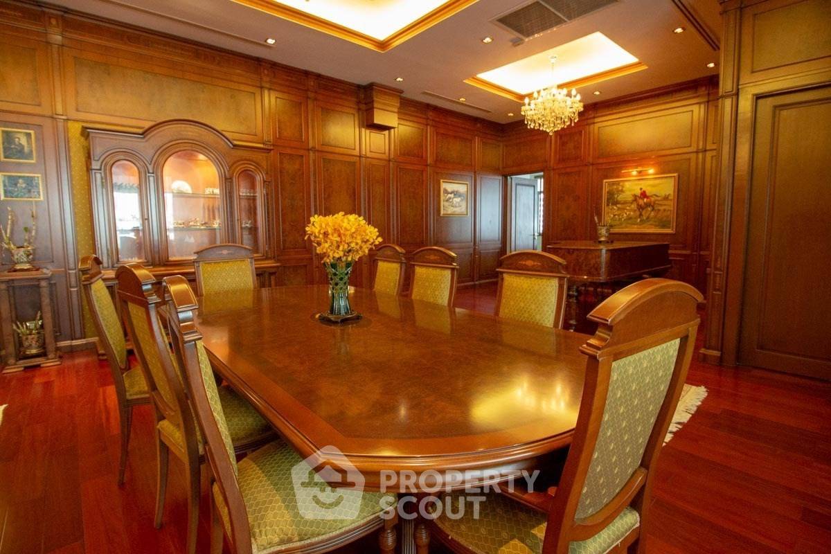 รูป คอนโด 3-ห้องนอน ที่ เลอ รัฟฟิเน่ สุขุมวิท 31 ใกล้ BTS พร้อมพงษ์ (ID 2874062) - รูปที่ 7/50