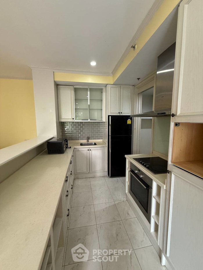 picture 2-BR Condo at The Legend Saladaeng near MRT Si Lom (ID 679070) - 4/12