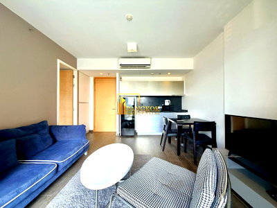 Condos for rent : The Lofts Ekkamai | Cozy 1 Bedroom Condo For Rent in Ekkamai - BR60148CD