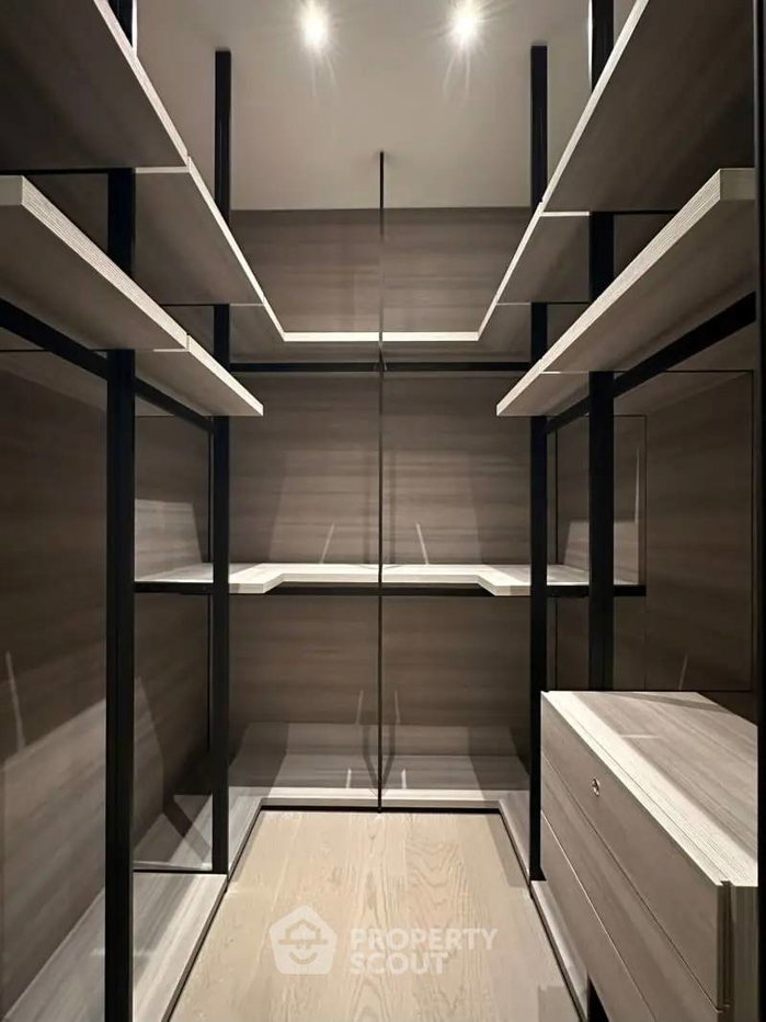 picture 2-BR Condo at SCOPE Langsuan near BTS Chit Lom (ID 2874492) - 12/20