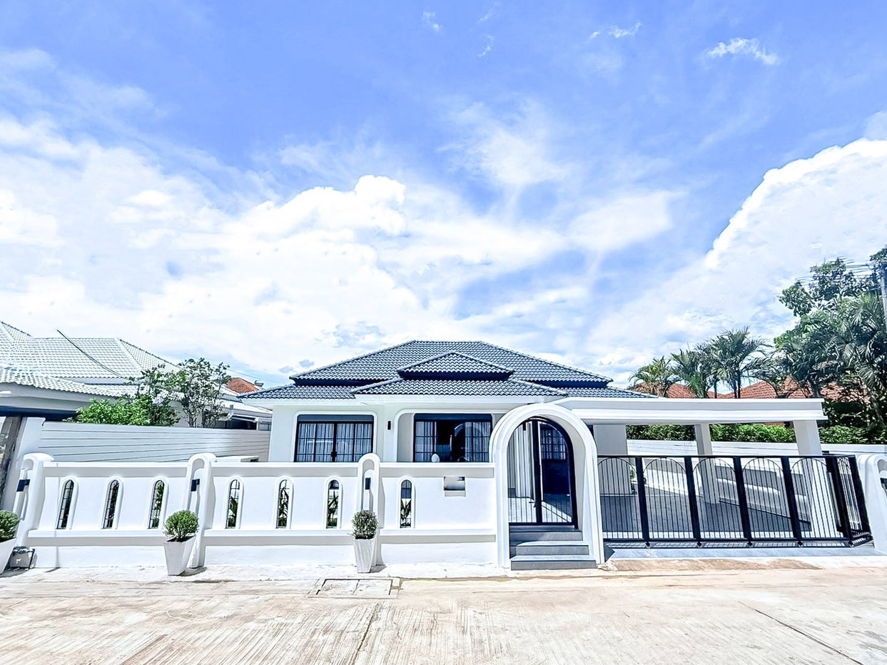 รูป Pool Villa for Sale East Pattaya Modern Classic Fully Furnished - รูปที่ 9/9