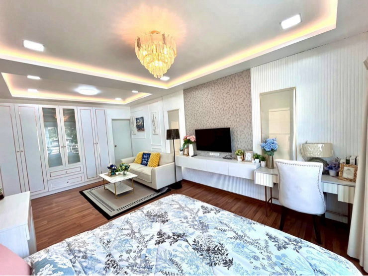 picture 🔥 Two-Storey Detached House for Sale – Corner Plot 🔥 - 13/19
