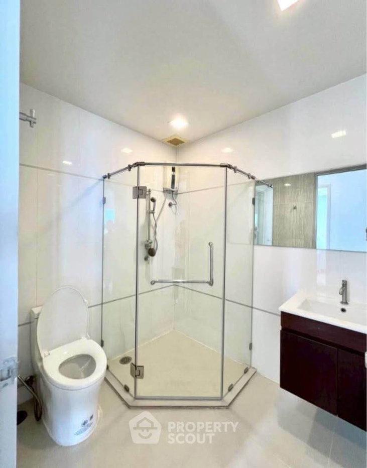 picture 2-BR Condo at Thru Thonglor in Bang Kapi (ID 2921664) - 7/10