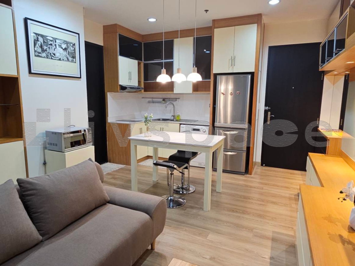 รูป ▚ LJ153ツ ขาย: Baan Klang Krung Siam - Pathumwan ✨ 1 ห้องนอน 55 ตร.ม. ใกล้ BTS ราชเทวี ห้องรีโนเวทใหม่หมด ที่จอดรถ 90%! 🏙️🚗 - รูปที่ 3/10