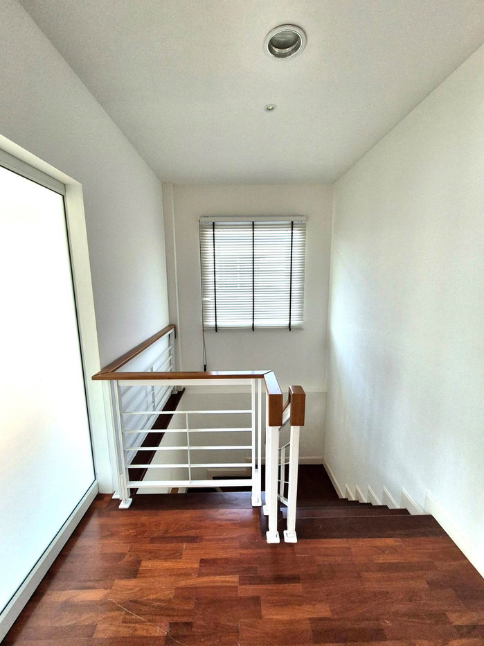 รูป  ให้เช่าบ้านเดี่ยวสองชั้น  4 ห้องนอน 3 ห้องน้ำ 1  ห้องครัว   #H03465  - รูปที่ 7/11