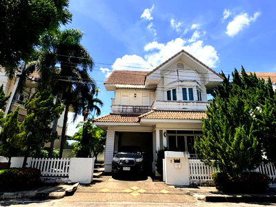 บ้านเดี่ยว รร.มงฟอร์ตวิทยาลัย แผนกมัธยม : ขายบ้านเดี่ยว พร้อมเฟอร์นิเจอร์ ที่ตั้ง หมู่บ้านปาล์มสปริงคันทรีโฮม อำเภอเมืองเชียงใหม่ (H449) T.0946511456