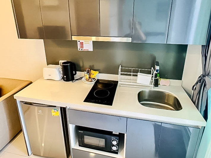 รูป Condo for Rent South Pattaya Pool View Fully Furnished - รูปที่ 2/5