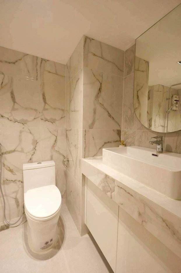 picture Condo for sale with  2 bedrooms, 1 bathroom and   1 kitchen.     # C8MG100697 - 13/20