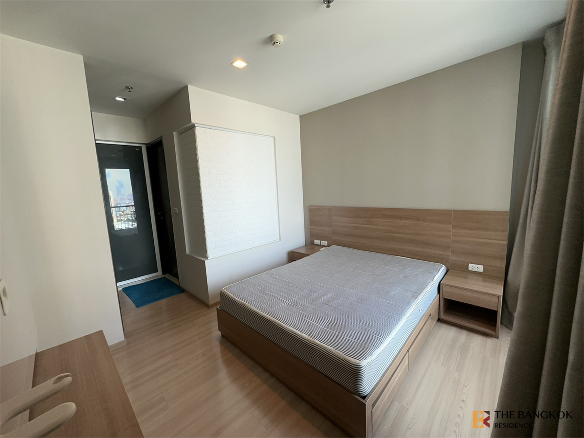 รูป ตอบโจทย์ทุกไลฟ์สไตล์ ริธึ่ม สาทร ใกล้ BTS สถานีสะพานตากสิน - รูปที่ 2/10