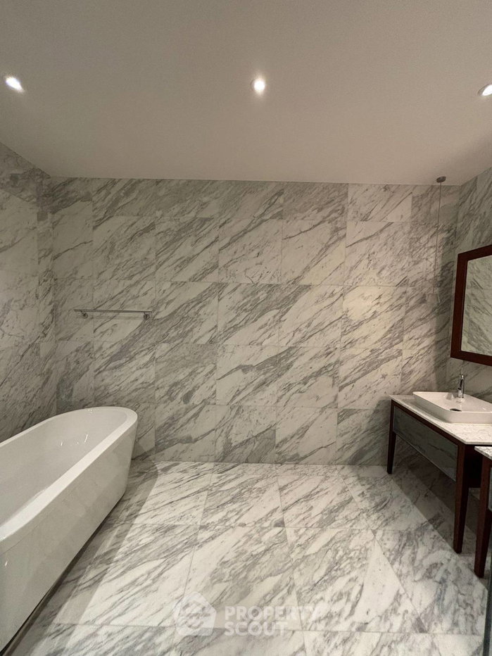 picture 3-BR Condo at Khun By Yoo near BTS Thong Lor (ID 2929279) - 27/38