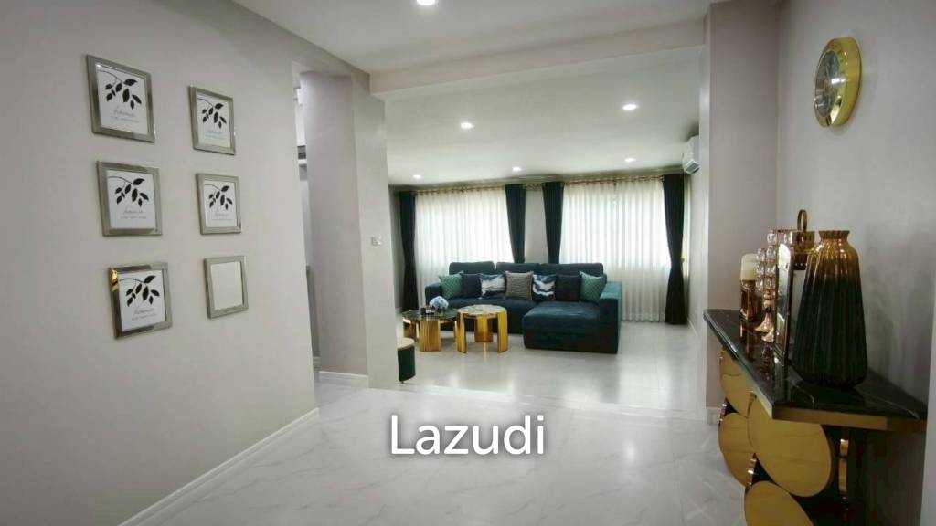 รูป บ้าน 2 ชั้น 250 ตร.ม. หรูตกแต่งครบ ใจกลางพัทยาใต้ - รูปที่ 12/39