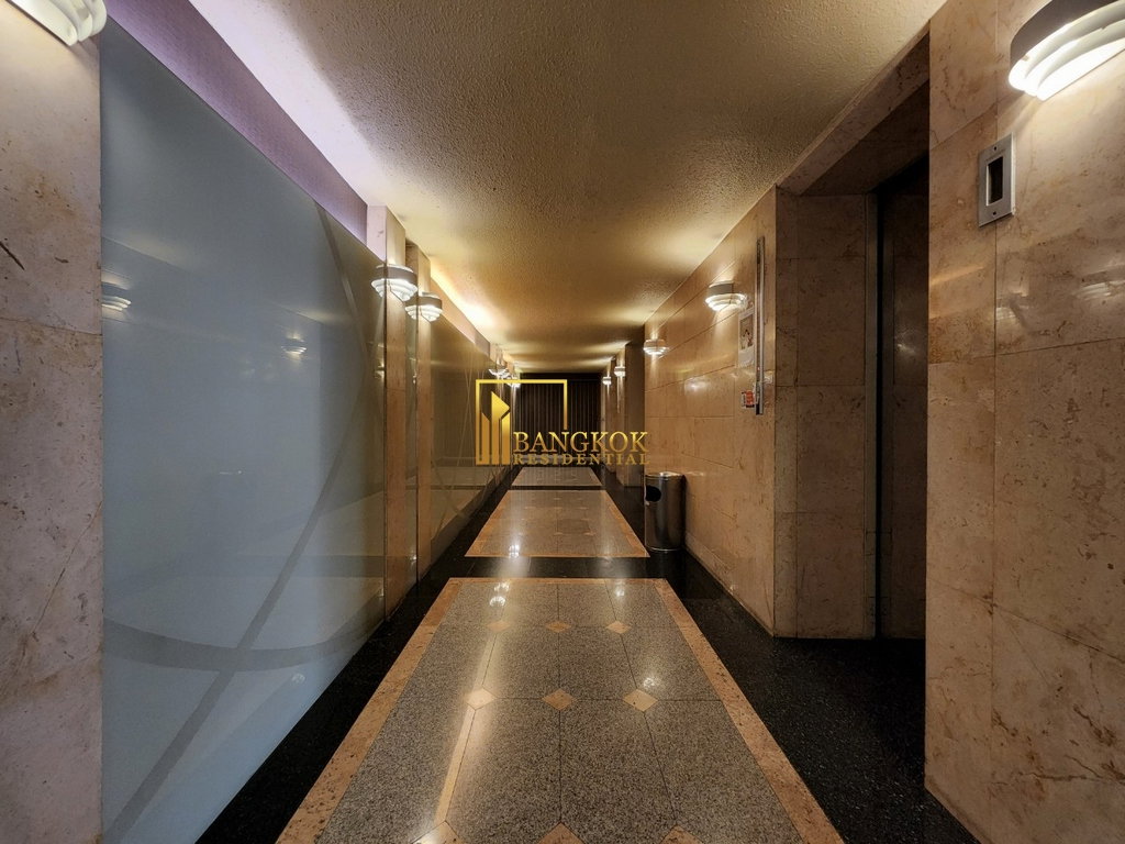 รูป City Lake Tower | Spacious 3 Bedroom Condo in Asoke Area - BR19001CD - รูปที่ 32/36