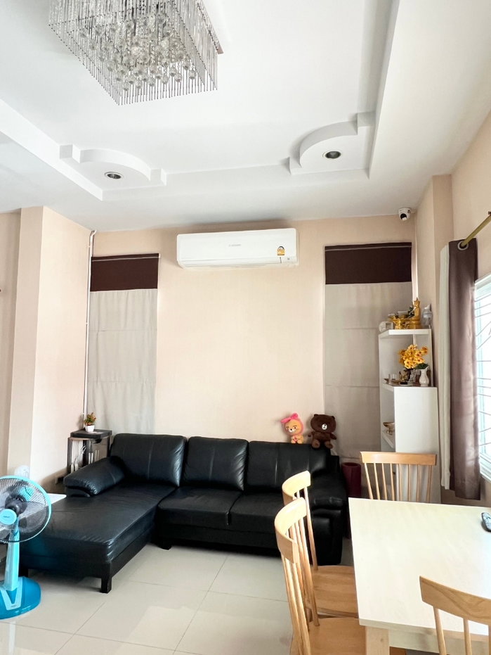รูป บ้านแฝดพร้อมอยู่ พัทยา ซอยสยามคันทรีคลับ โชคชัยวิลเลจ 10  2 ห้องนอน เฟอร์ครบ ราคาดี - รูปที่ 4/11