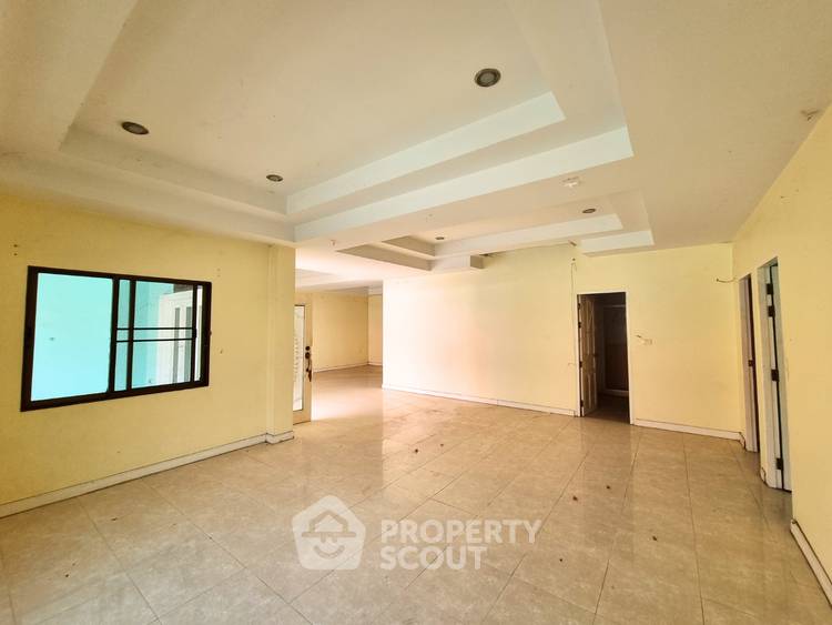 รูป บ้าน 4-ห้องนอน ใกล้ เมืองพัทยา (ID 2928243) - รูปที่ 6/16