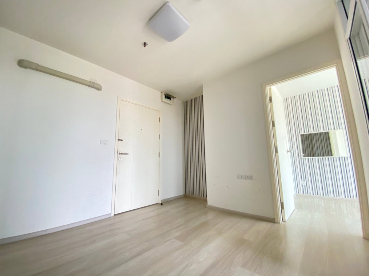 รูป AJ 0596 : แอสปาย รัตนนาธิเบศร์ - รูปที่ 5/13