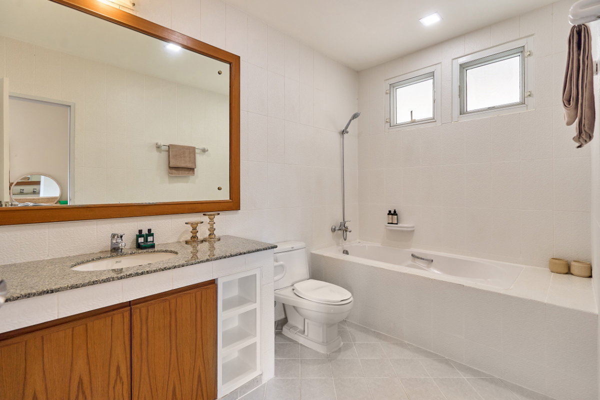 รูป  ขายบ้านเดี่ยวสองชั้น 4 ห้องนอน 3 ห้องน้ำ 1 ห้องครัว 2 ที่จอดรถ  #C5MG100771  - รูปที่ 29/38