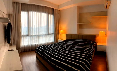 Condos for sale : ✅ Condo for sale, corner room, near BTS Thonglor station ✅ Thru Thonglor (New Phetchaburi Road)