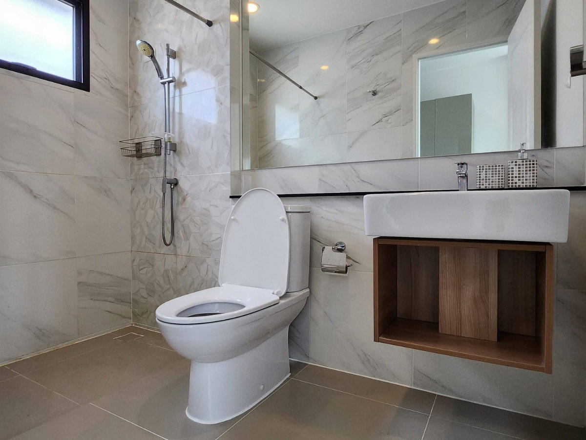 รูป 🏡 ให้เช่าบ้านหรู 2 ชั้น หมู่บ้าน Grand Pleno พหลโยธิน–รังสิต 3 ห้องนอน 4 ห้องน้ำ ตกแต่งสวย พร้อมเฟอร์และวัสดุเกรดพรีเมียม - รูปที่ 8/15