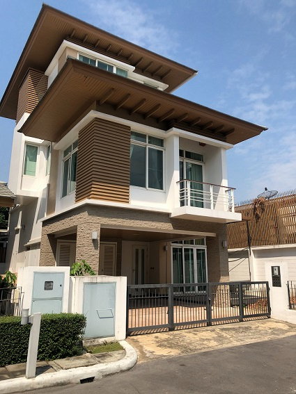 รูป ขายบ้านเดี่ยว 3 ชั้นเนื้อที่ 63.4 ตร.ว. หมู่บ้านเดอะไพรมารี่ เพรสทีจ รัชดา-รามอินทรา  - รูปที่ 1/8