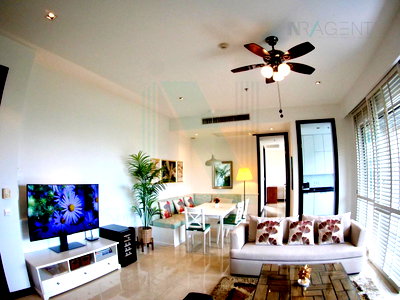 Condos for rent : For Rent Condo THE LOFTS YENNAKART Building 1, Floor 3,2 bed room, Room size 94 sqm
