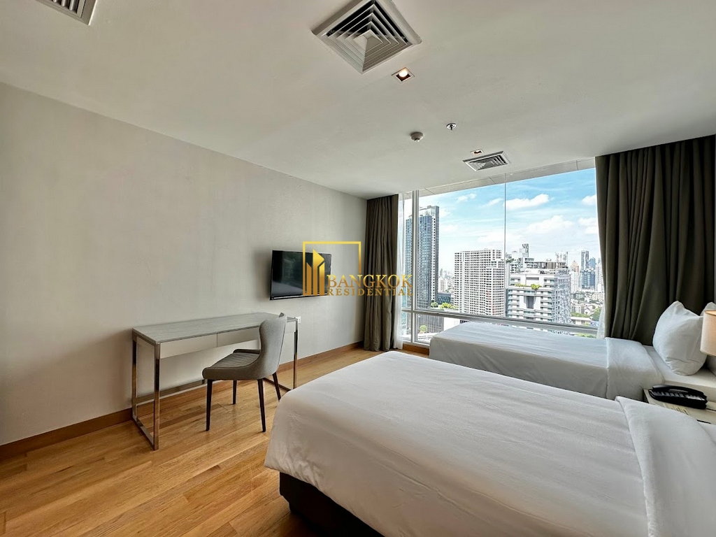 รูป Luxurious 3 Bedroom Duplex Serviced Apartment in Ekkamai - BR30046SA - รูปที่ 21/33