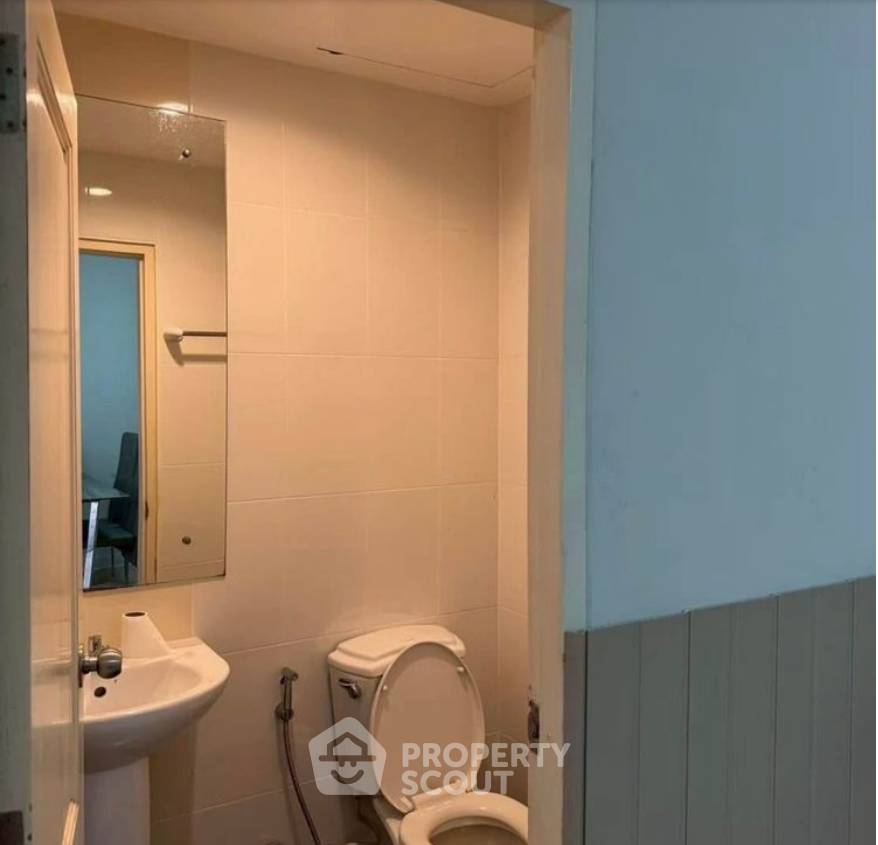 picture 4-BR Townhouse in Si Kan (ID 2917719) - 5/6