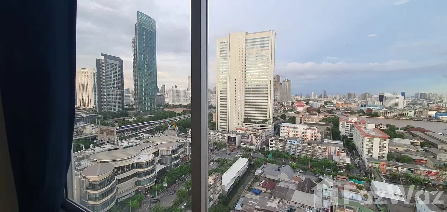 picture Sathorn Bridge Tower 6379506 - 6/24