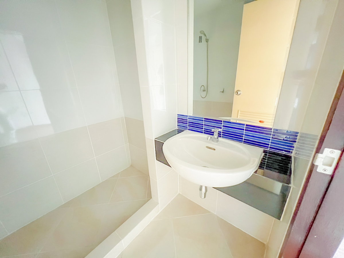 รูป BB 15691 : บี คอนโด - รูปที่ 8/12