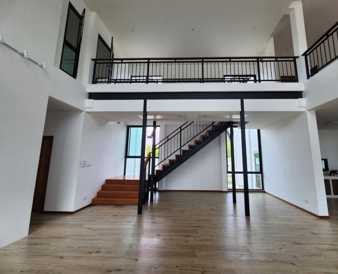 รูป ให้เช่าบ้านเดี่ยวสองชั้น 4 ห้องนอน 4 ห้องน้ำ 1 ห้องครัว 2 ที่จอดรถ #AHD-H1320 - รูปที่ 2/9