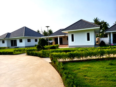 เช่าบ้านเดี่ยว ประจวบคีรีขันธ์ : ให้เช่าบ้านเดี่ยวชั้นเดียว Arinya House Pran Buri  พร้อมเข้าอยู่ เขากระโหลก ปากน้ำปราณบุรี บ้านสร้างใหม่สวย พร้อมให้เช่าระยะยาว