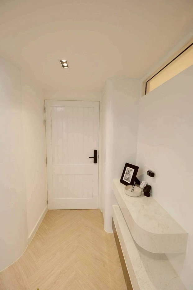 picture Condo for sale with  2 bedrooms, 1 bathroom and   1 kitchen.     # C8MG100697 - 15/20