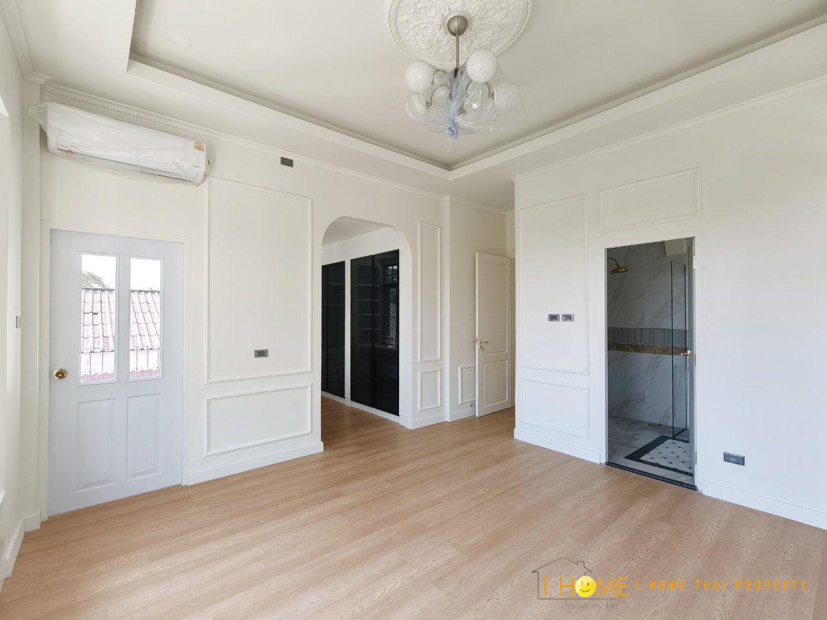 รูป ขายบ้านเดี่ยวสองชั้น รีโนเวทใหม่ 4 ห้องนอน 3 ห้องน้ำ 1 ห้องครัว 2 ที่จอดรถ # C8MG100701 - รูปที่ 33/36