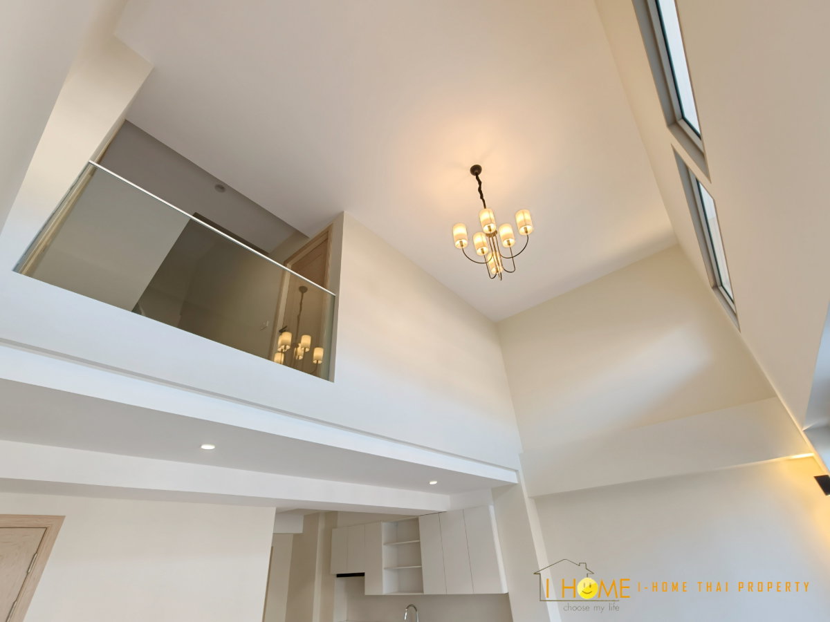 รูป  ขายบ้านเดี่ยว 3 ชั้นครึ่ง   4 ห้องนอน  5 ห้องน้ำ  1 ห้องครัว  2 ที่จอดรถ #C8MG100617 - รูปที่ 8/26