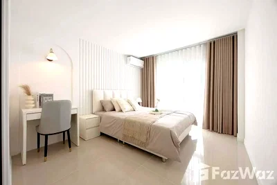 Condos for sale : Large Renovated 2-Bedroom Condo at The Magnet @ On Nut 24 6380131