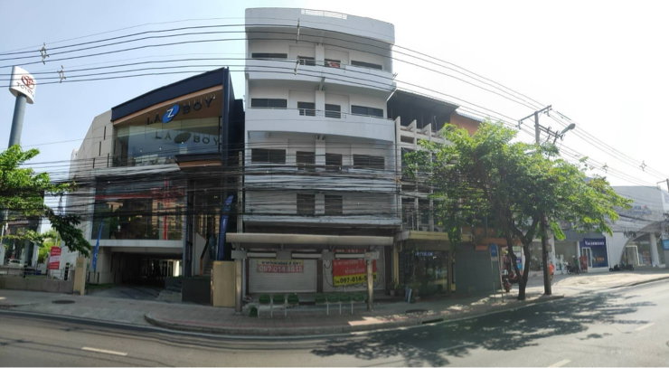 รูป ขายด่วน ตึกแถว 2 คูหา ทำเลทองลาดพร้าว - รูปที่ 2/5