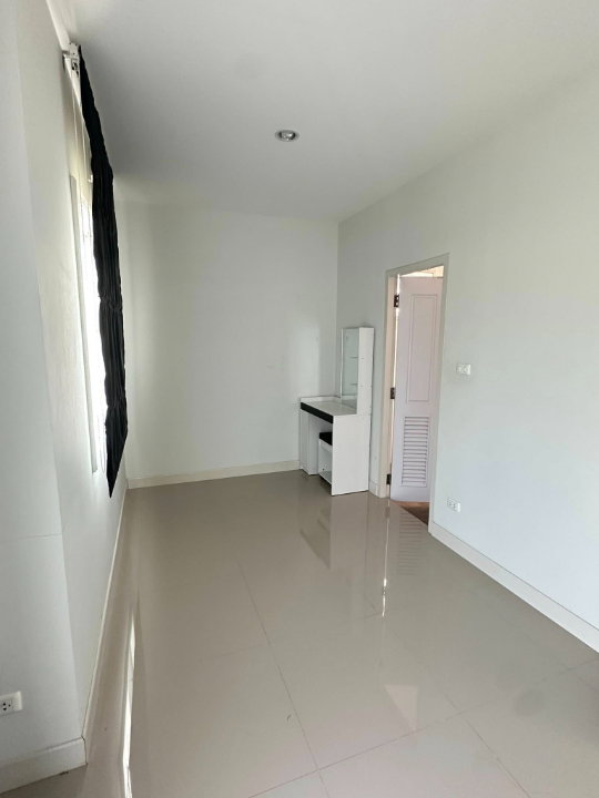 รูป ให้เช่าบ้านThe Urbana 5 โลเคชั่นที่ดีและสะดวกสบาย เดินทางสะดวก ใกล้โรงเรียนนานาชาติUnity และซุปเปอร์ไฮเวย์ -RW007950 - รูปที่ 12/13
