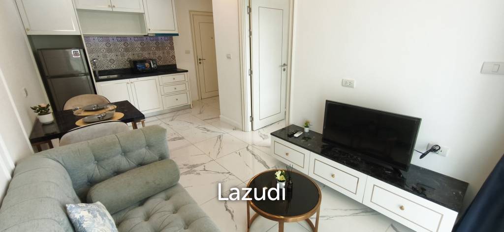 picture Luxury Living Empire Tower Pattaya 1BR on 2nd Floor - 2/10