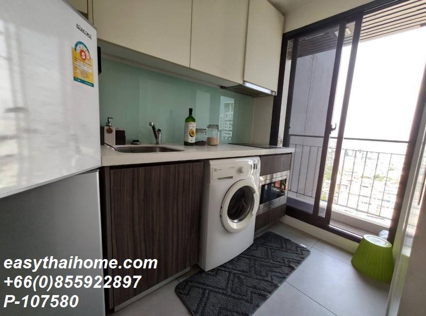 รูป P-107580 | Urbano Absolute Sathon-Taksin  ขายคอนโดพร้อมผู้เช่า ชั้นสูง วิวเมือง ใกล้ ICONSIAM และ BTS วงเวียนใหญ่! Line ID: @easythaihome  - รูปที่ 7/10