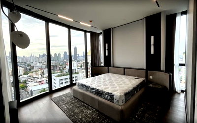 Condos for rent : LTHC15527 – Ultra Luxury Condo for Rent Thonglor | High Floor Corner Unit | Near BTS Thonglor | 250,000 THB 