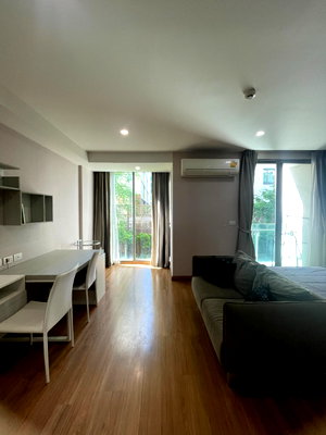 Condos for rent Maya Chiang Mai : For rent, Nimmana Condominium, only 16000 baht per month, Tell (0955752068 Khun Chompoo)