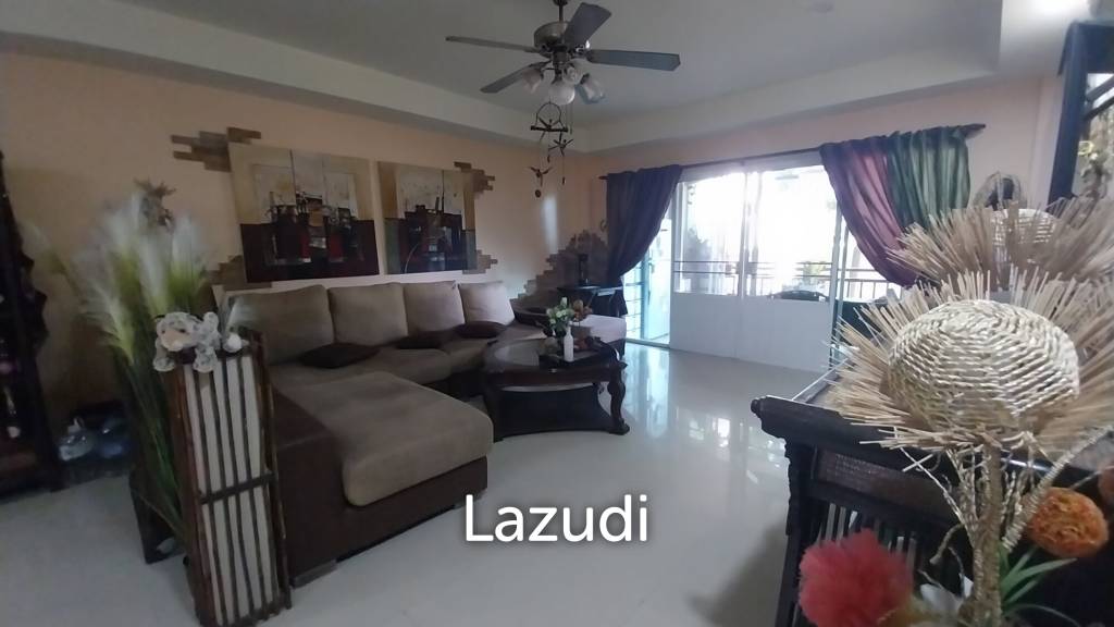 รูป Spacious 2-Bedroom Condo for Sale in Rawai - รูปที่ 2/21